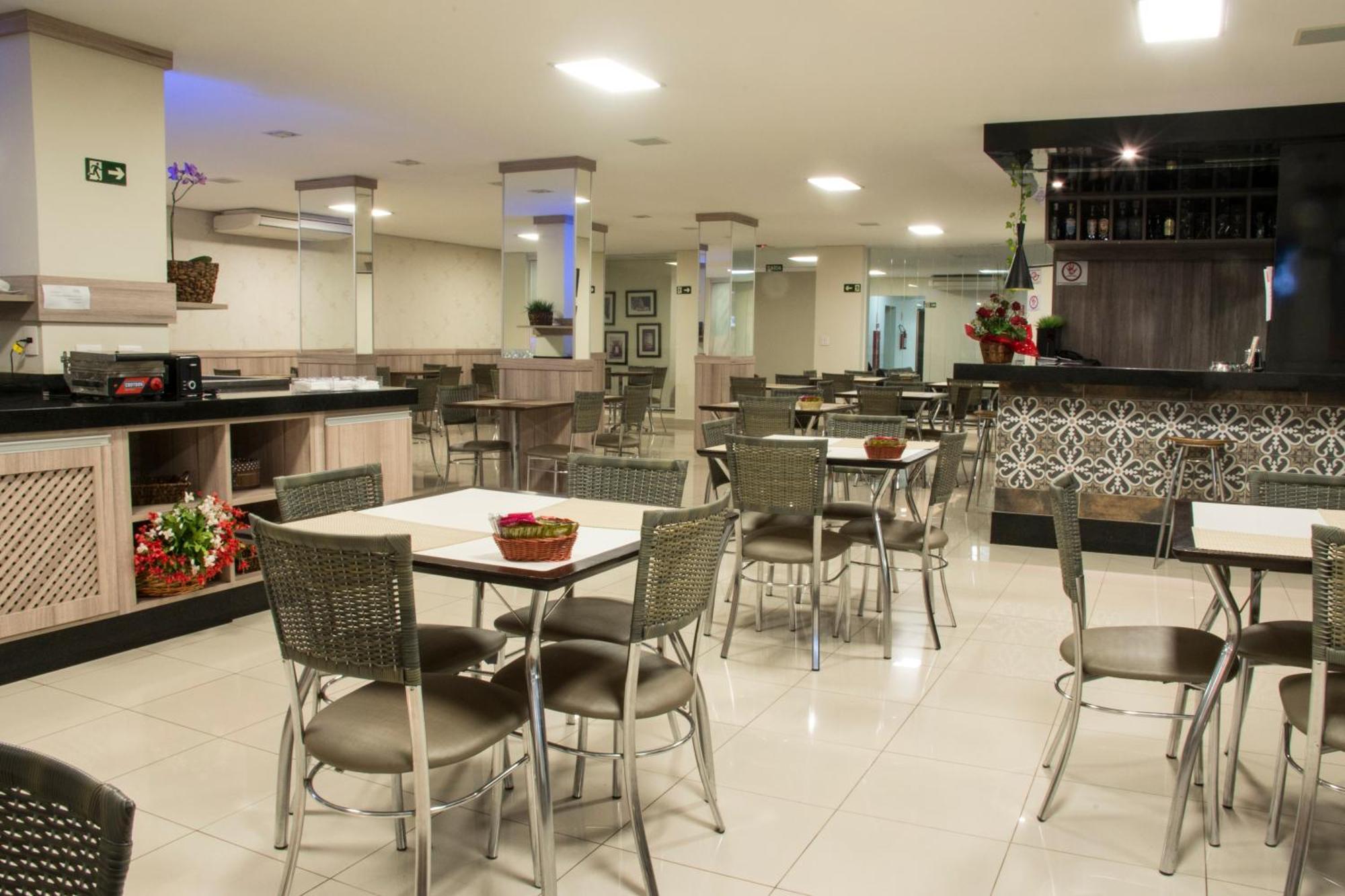Estoril Hotel มารีเลีย ภายนอก รูปภาพ
