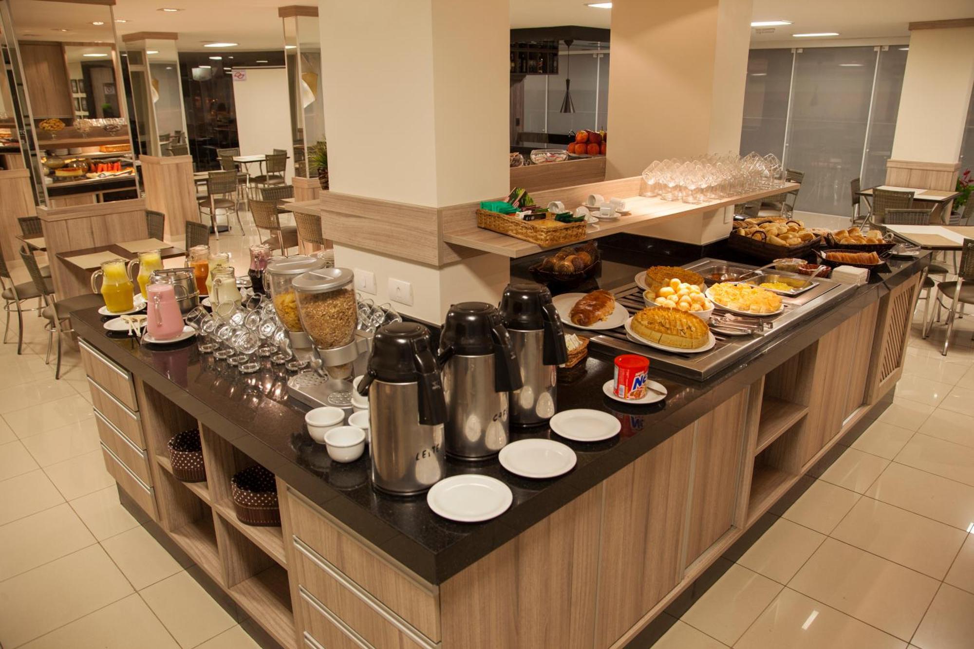 Estoril Hotel มารีเลีย ภายนอก รูปภาพ