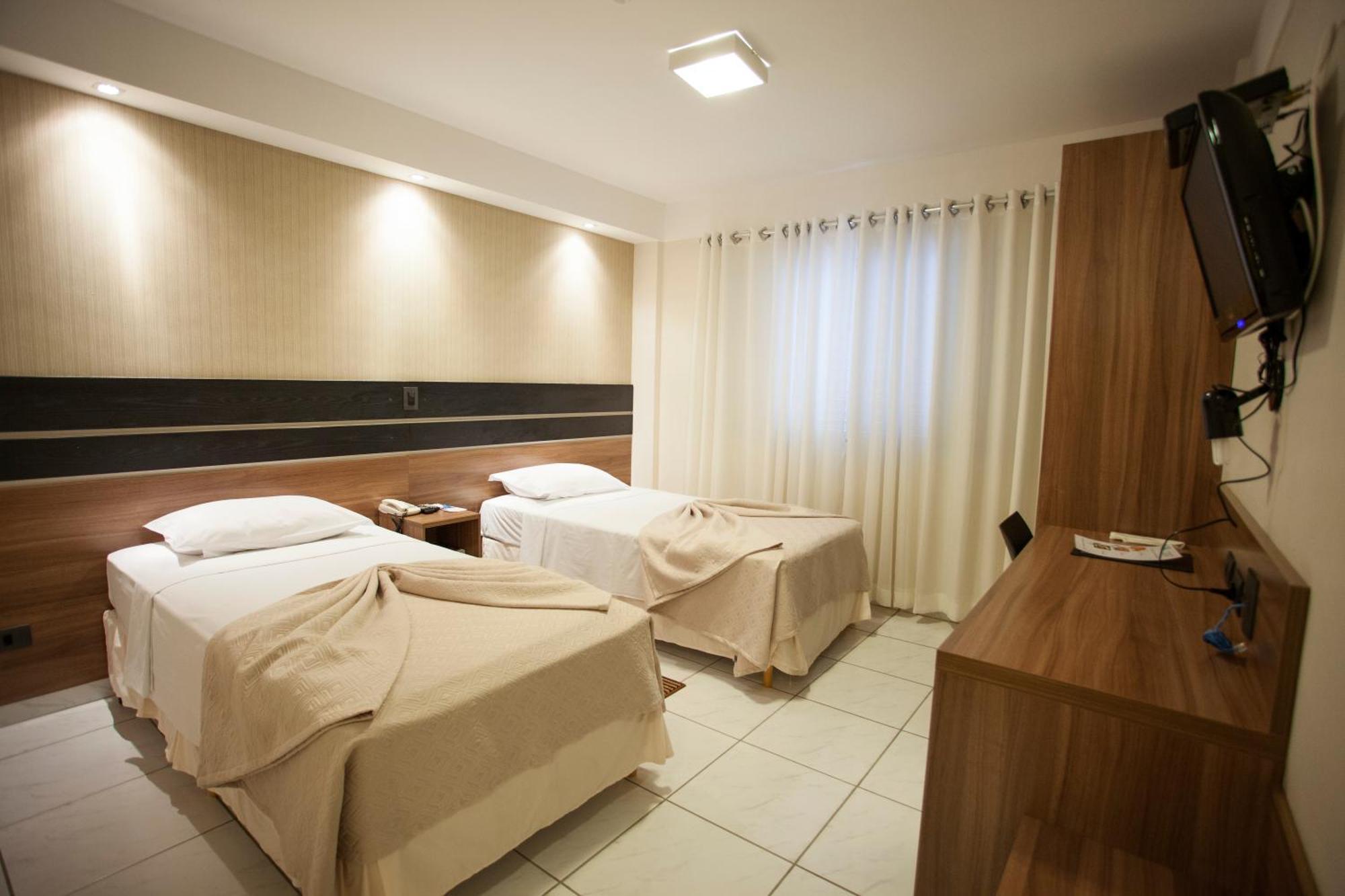 Estoril Hotel มารีเลีย ภายนอก รูปภาพ